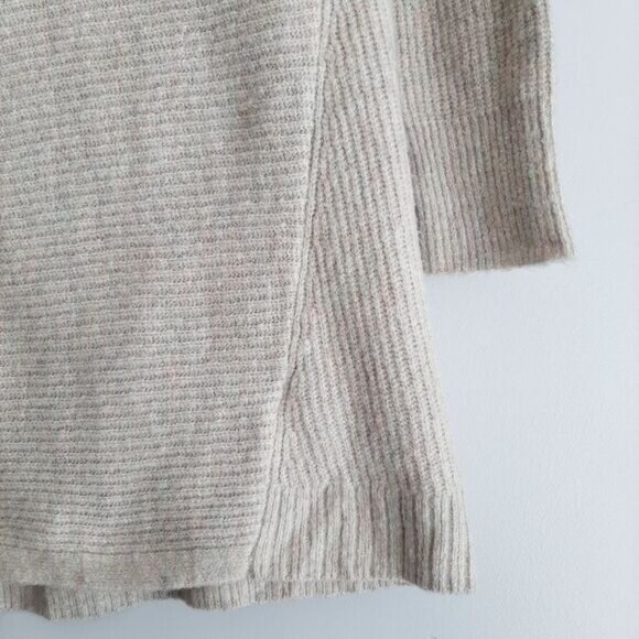 AEO Off-Shoulder Soft Knit Sweater Top Light Beige Cream Sz M - Picture 6 of 13